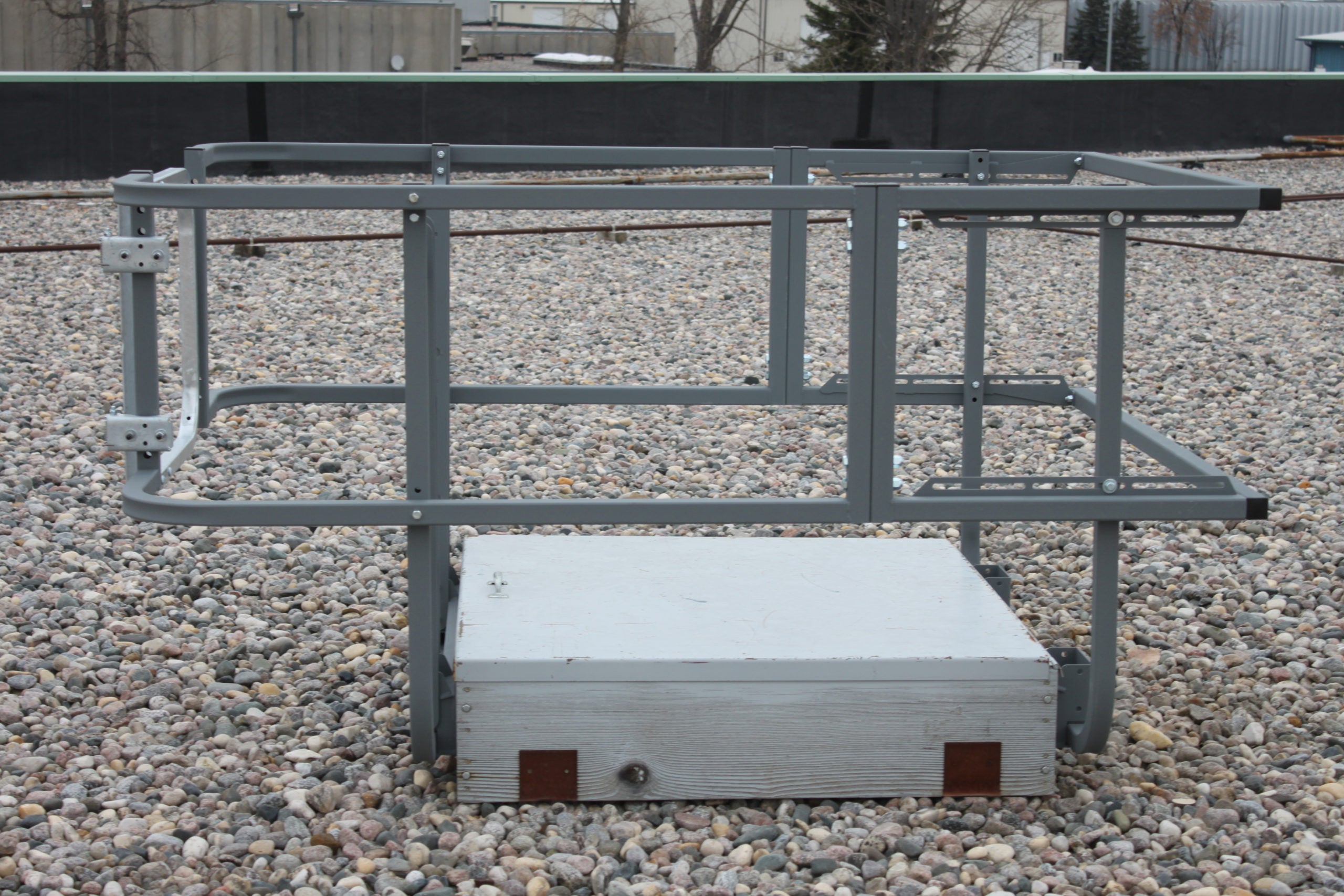HatchSafe - Roof Hatch Gaurdrail System - Full perimeter railing - Self-closing Safety Gate - Horizontal grab bars - Adjustable side rails - PS DOORS HSF image 6