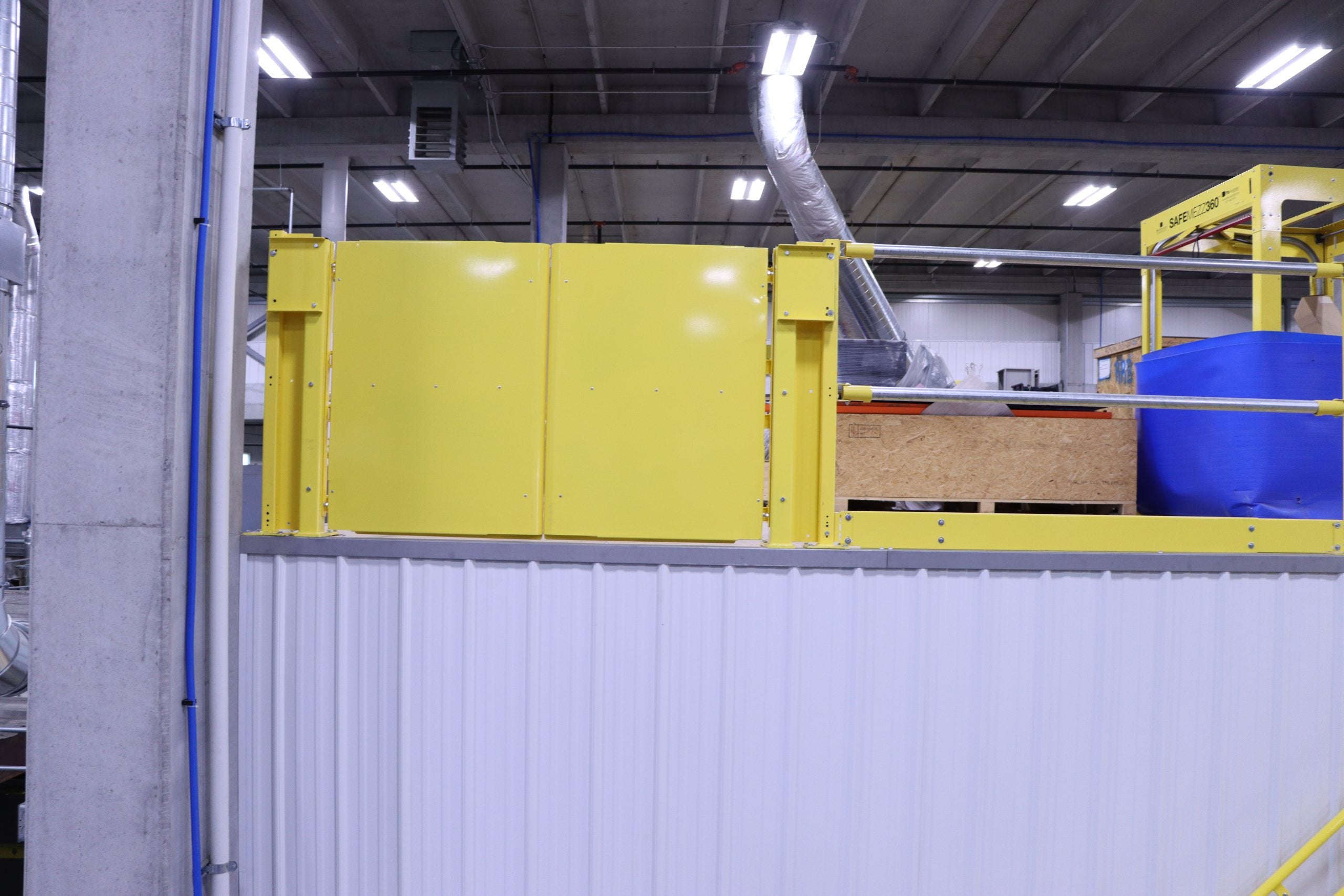 SafeMezz Pallet Gate – PS DOORS image 2