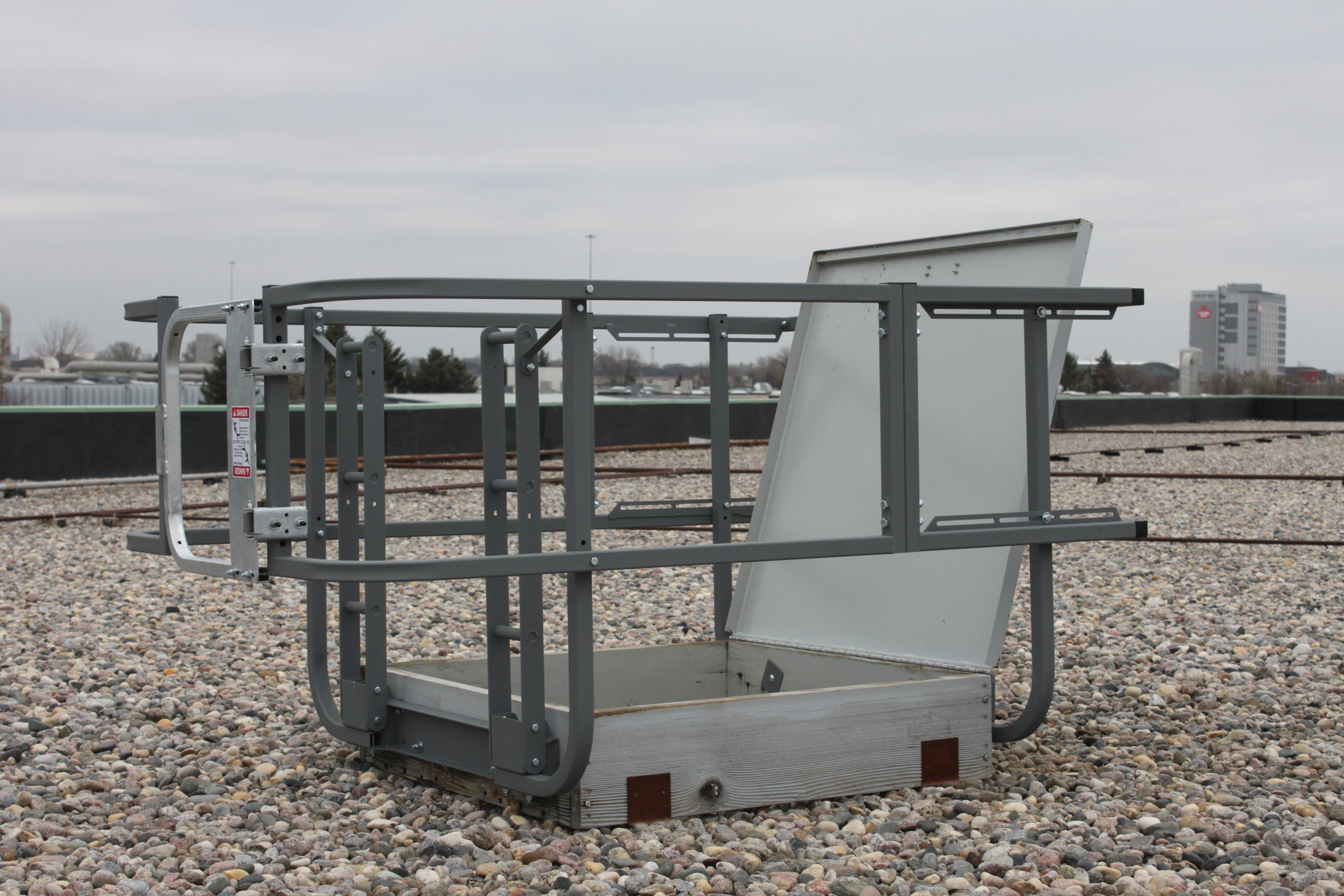 HatchSafe - Roof Hatch Gaurdrail System - Full perimeter railing - Self-closing Safety Gate - Horizontal grab bars - Adjustable side rails - PS DOORS HSF image 7