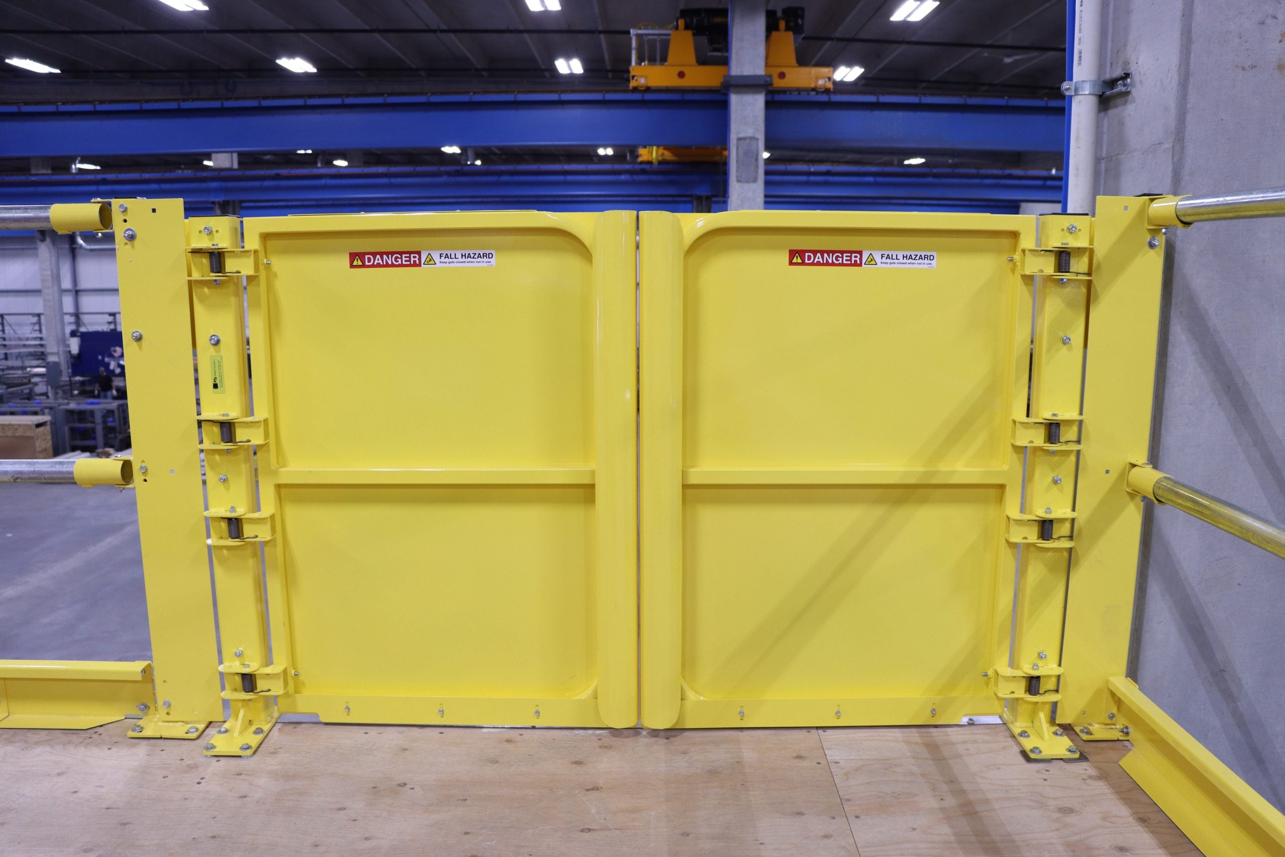 SafeMezz Pallet Gate – PS DOORS image 0