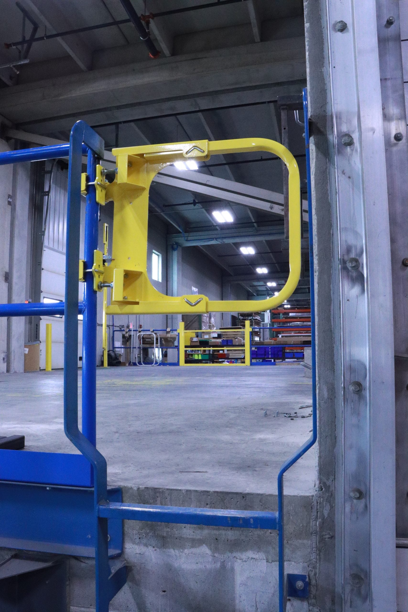 EdgeHalt Posi-Stop Ladder Safety Gate - PS DOORS image 3