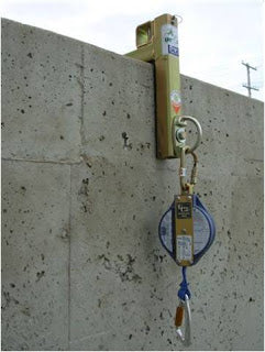 Concrete Parapet Anchor - Fits 1 in. to 14.5 in. wide concrete parapets - Non-damaging clamp-style anchor - Steel d-ring fall arrest anchor - 3M DBI-SALA 8523178 image 2