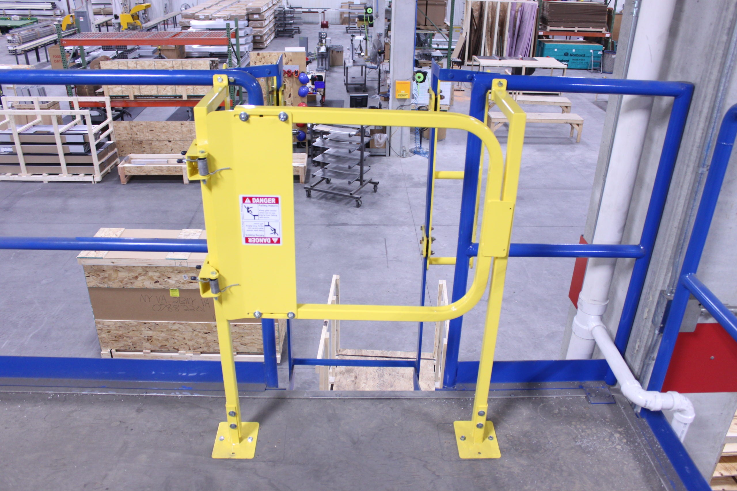 Standoff Mounting System - Adds 7.5 in. of clearance on the platform edge - Provides a grab spot for personnel using ladder - Mounts directly to existing railing - Adjustable height - Easy installation - PS DOORS LSG-STNDOFF image 1