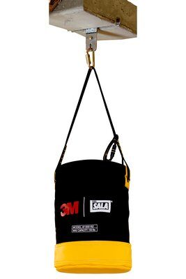 Strut Anchor - For 1-5/8 in. wide concrete and steel struts - One-hand installation - Overhead fall arrest anchor point - Stainless Steel - Saflok Carabiner - 3M DBI-SALA 2104709 image 1