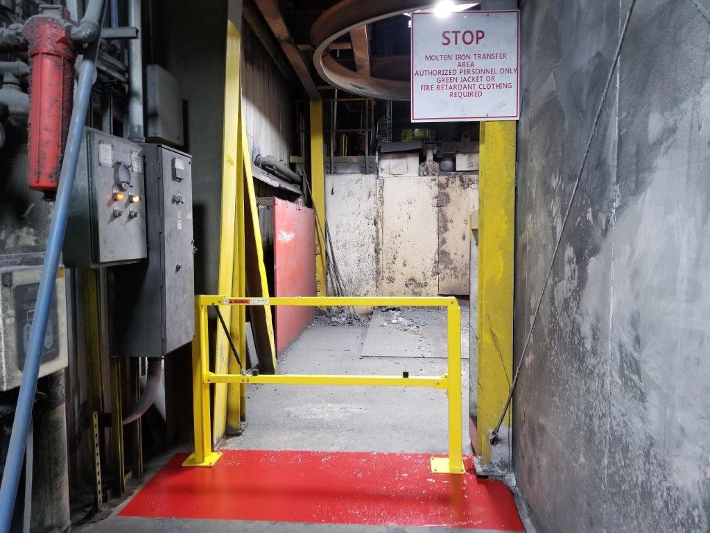 Adjustable Safety Gate - Prevents falls from docks, bays &amp; exposed edges - Adjustable width - Slam-proof design - 90-degree vertical lift - PS DOORS ESG - EdgeSafe Smart Gate - Fits 4 ft. – 6.5 ft. (ESG-60-PCY) image