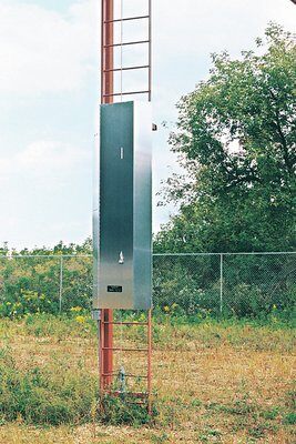 DBI Sala / 3M Lad Saf Aluminum Ladder Security Gate, Vandal Guard - 3M DBI-SALA 5901980 image 0