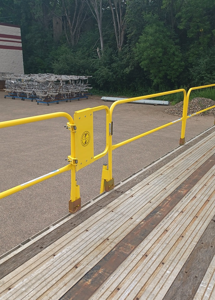 Flatbed Trailer Safety Rail - BlueWater image 3