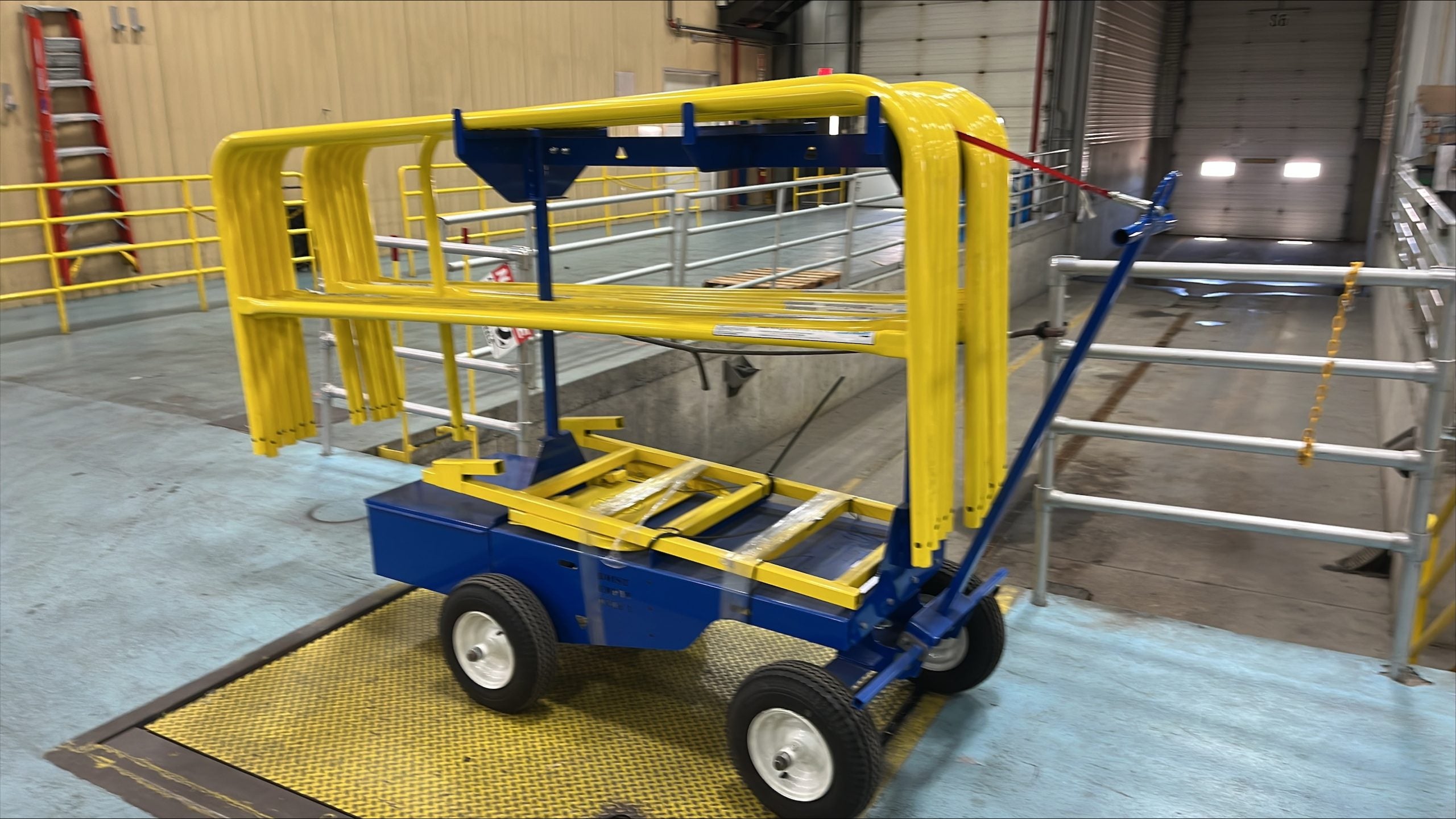 Flatbed Trailer Safety Rail - BlueWater image 4