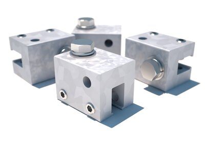 U Maxi Clamp kit (4 pack) - Single standing seam roof mounting clamps - For use with 2100138 roof anchor - Anti-corrosion finish - 3M DBI-SALA 7241208 image 0
