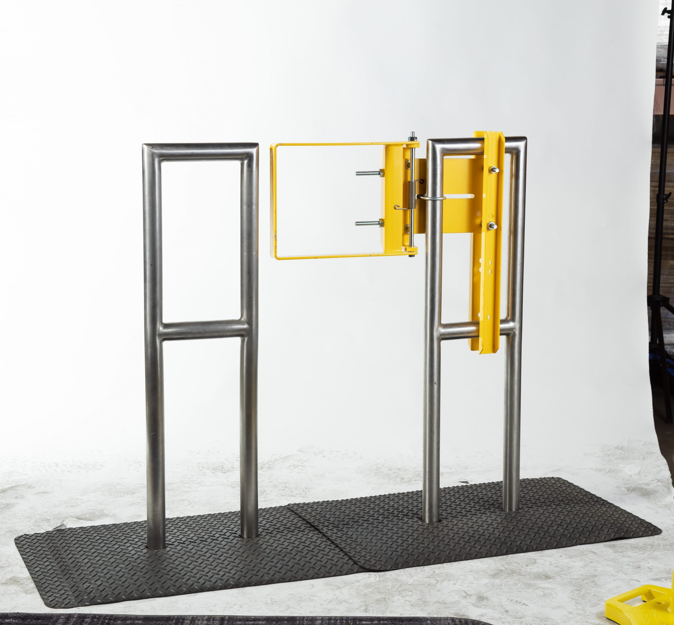 A-Series Industrial Safety Gate – The Original Self-Closing Safety Gate - Fabenco image 4