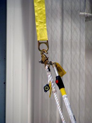Remote Anchoring System - Fall protection climbing system - Adjustable pole installs anchor to top of structure - Free climb steel structures - 3M DBI-SALA 2104527 2104528 image 1